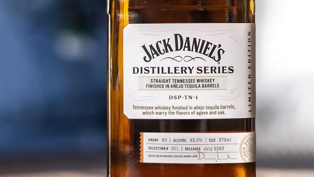 Jack Daniel Straight Tennessee Whiskey Finished in Anejo Tequila Barrels