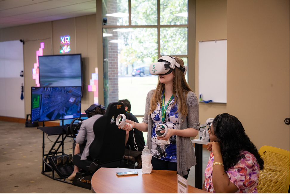 Motlow State virtual reality students