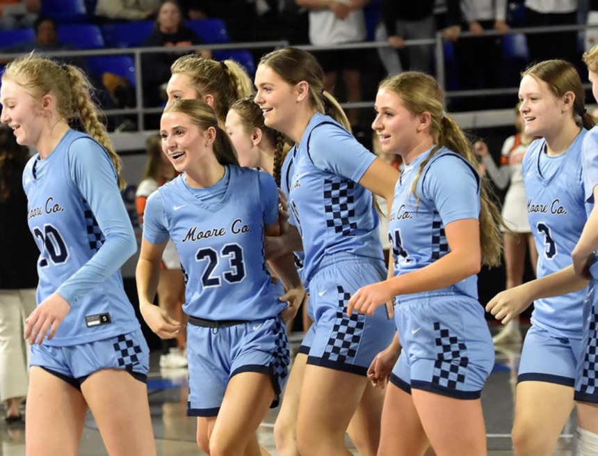 Raiderettes mount second half comeback to defeat Greenfield 38-28 in Class 1A Semifinal