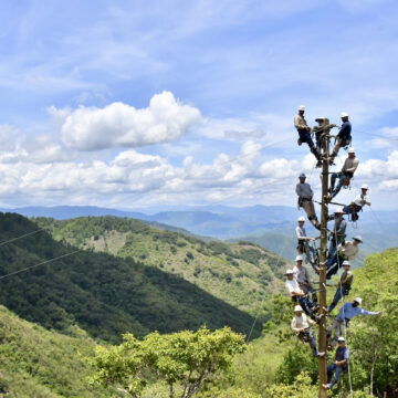 DREMC linemen travel to electrify Guatemalan villages