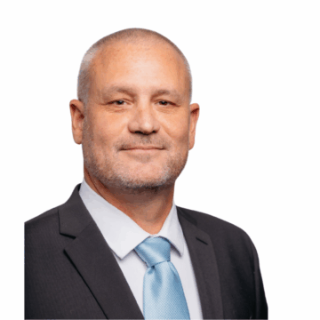 School Board renews Director’s contract
